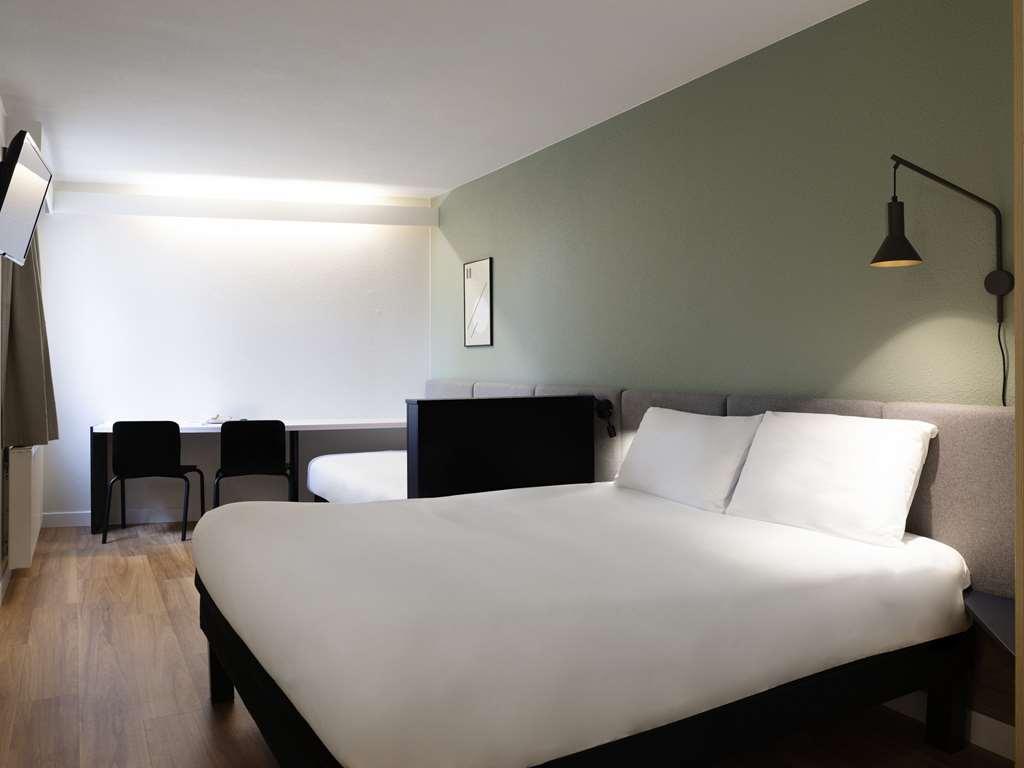 Hotel Ibis Nancy-Brabois Vandoeuvre-lès-Nancy Habitación foto
